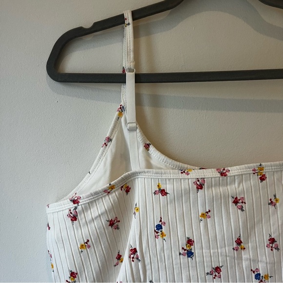 Old Navy XL Tall Ribbed Floral Tank Top Adjustable Straps White Cotton Blend NWT - Picture 11 of 12